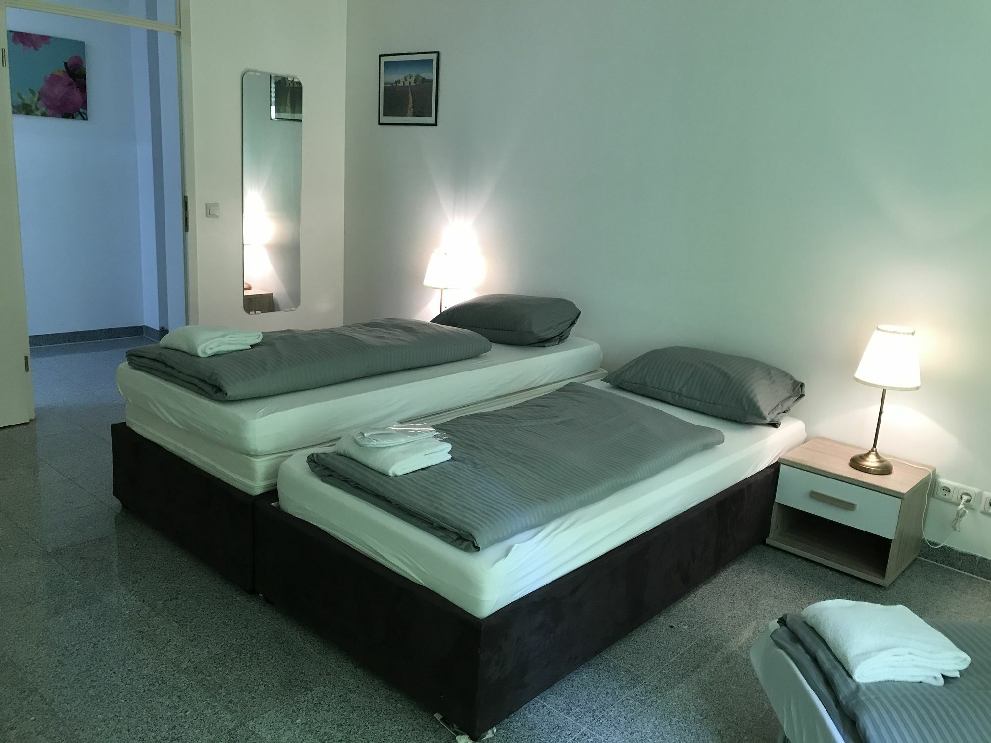 Kn Kahtan Boarding House Apartment Munich Exterior photo