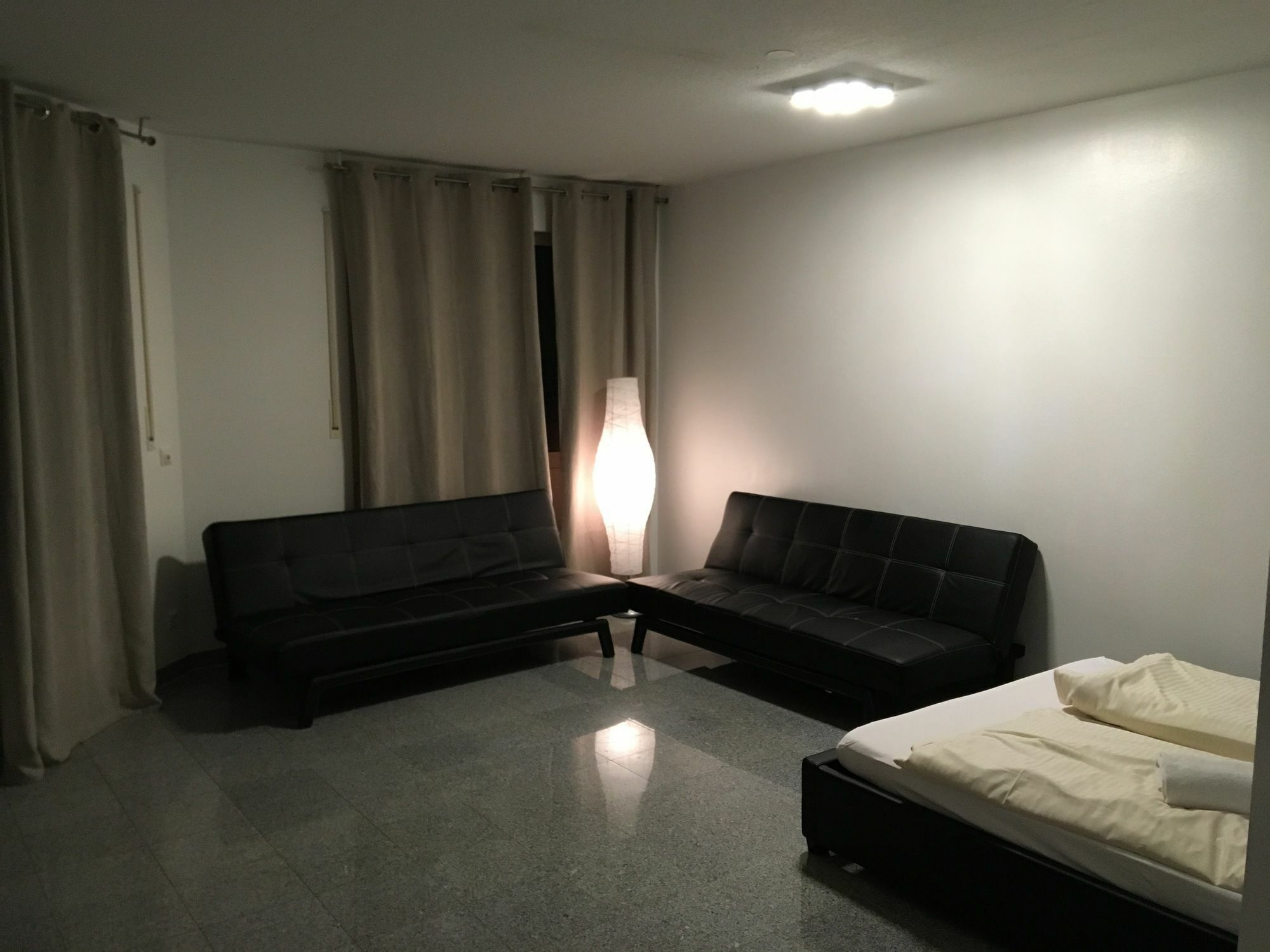 Kn Kahtan Boarding House Apartment Munich Exterior photo